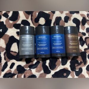 Never Used Men’s Antiperspirant Deodorant set of 4
